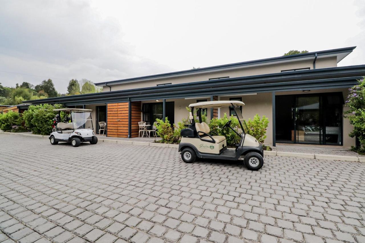 The Greens Guest House 나이스나 외부 사진