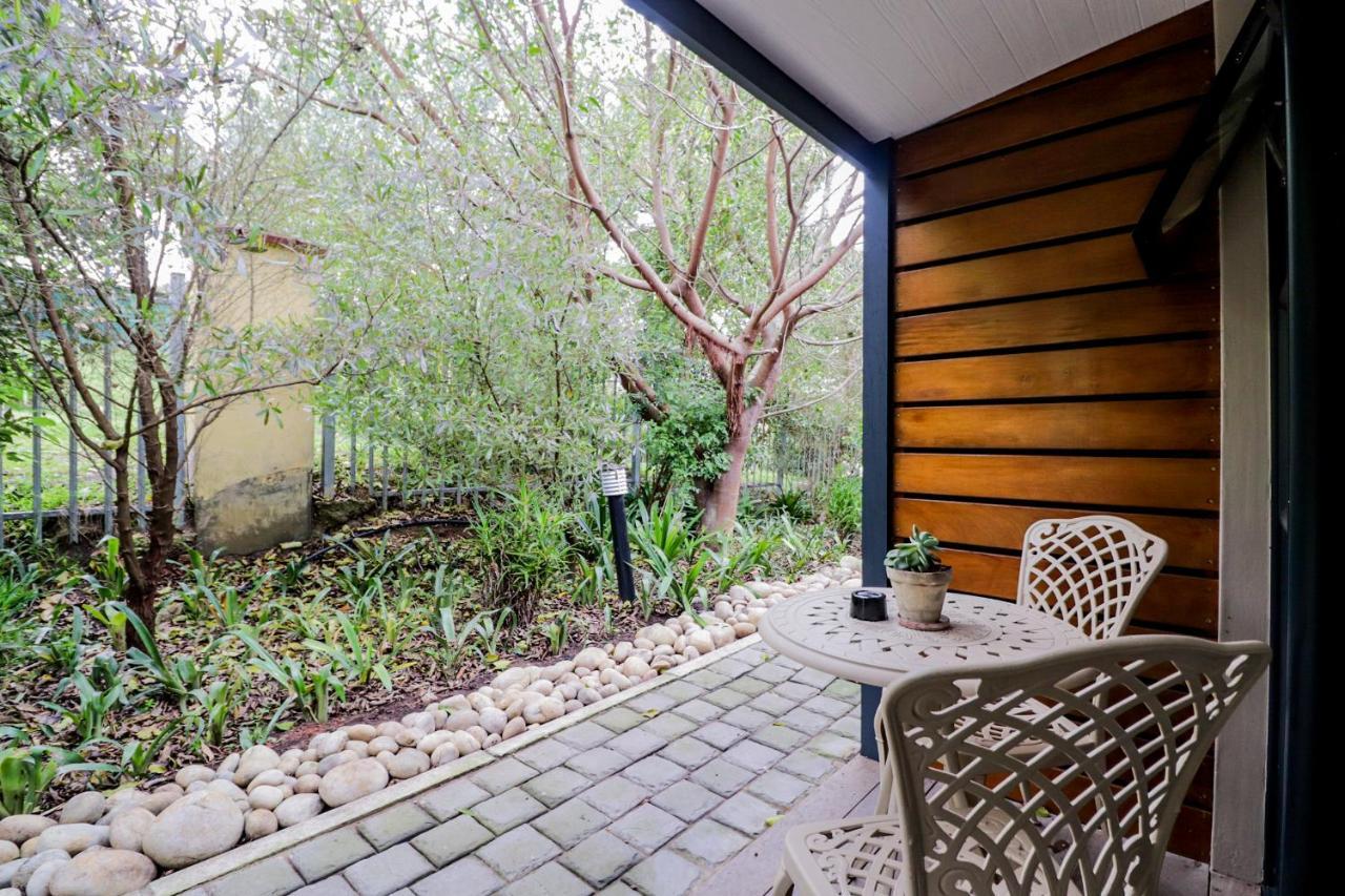 The Greens Guest House 나이스나 외부 사진